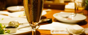飲食事業
